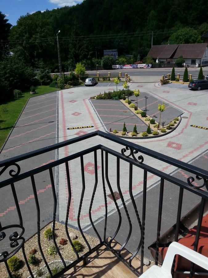 Zajazd Pod Jarem Балтов Екстериор снимка
